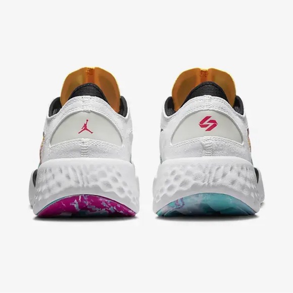 Jordan 2022 Luka Doncic x Jordan Delta 3 Low 'Nitro - Picture 5 of 9